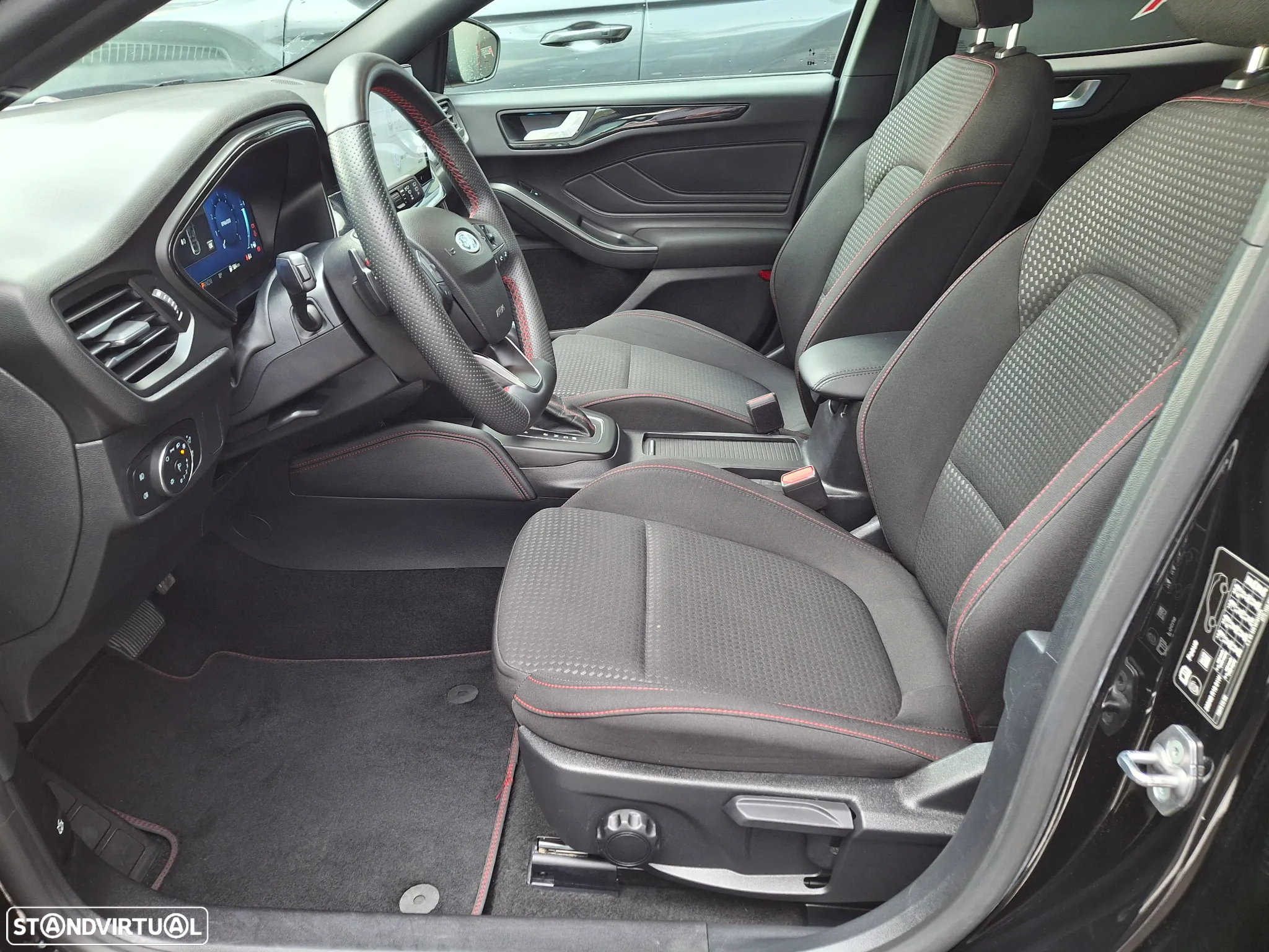 Ford Focus 1.0 EcoBoost MHEV ST-Line X Aut. - 10