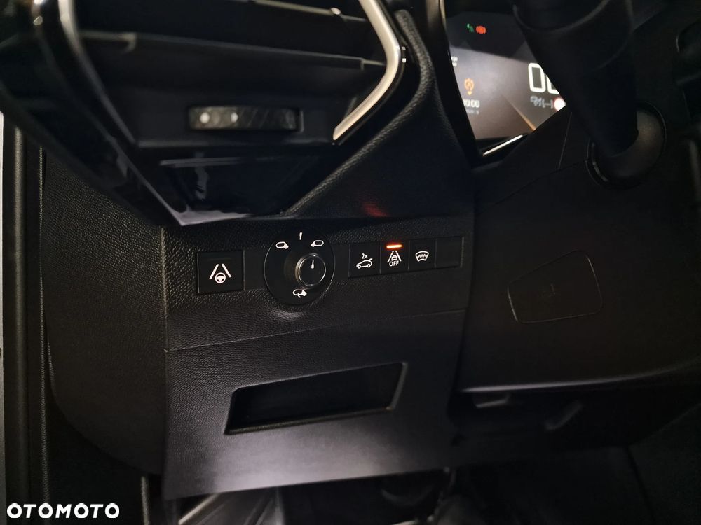 DS Automobiles DS 7 Crossback 1.6 PureTech GPF So Chic - 31