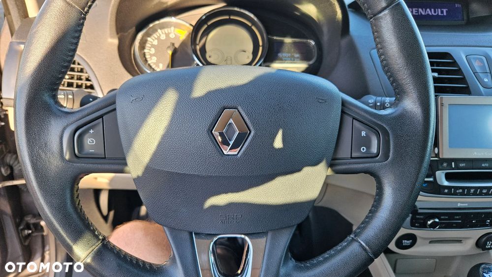 Renault Megane 1.6 16V Authentique Euro5 - 14