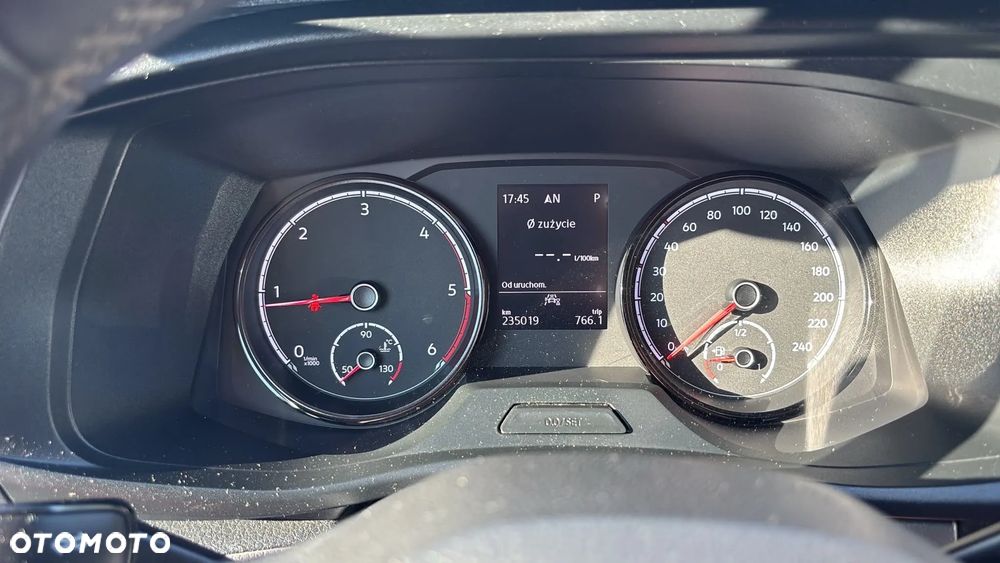 Volkswagen Transporter T6,1 - 14