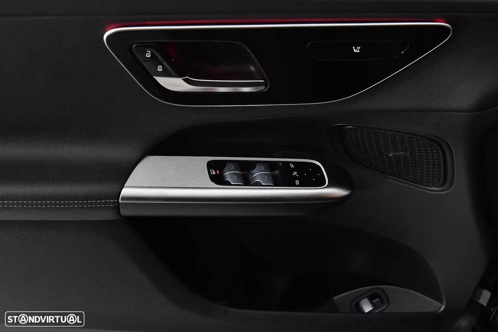 Mercedes-Benz GLC 300 de 4Matic - 21