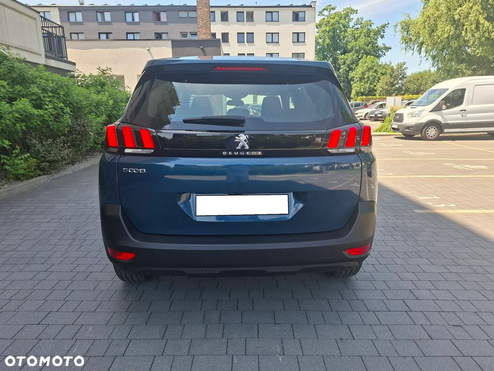 Peugeot 5008 - 18
