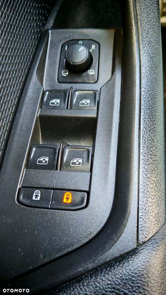 Skoda Octavia 2.0 TSI RS 245 DSG - 39