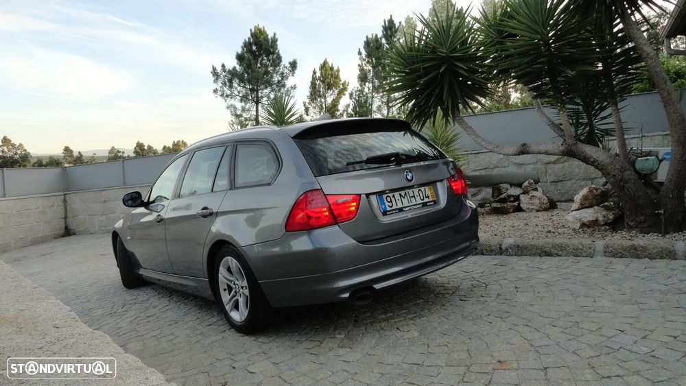 BMW 318 d Touring Navigation - 4