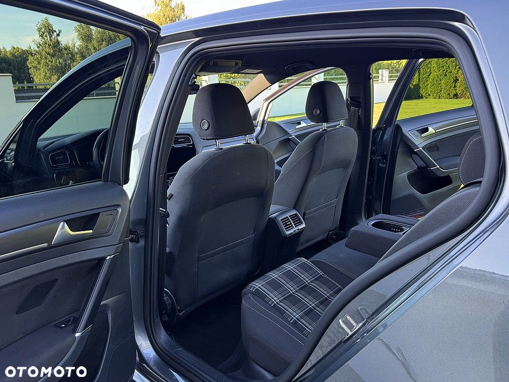 Volkswagen Golf GTD 2.0 TDI SCR DSG - 19