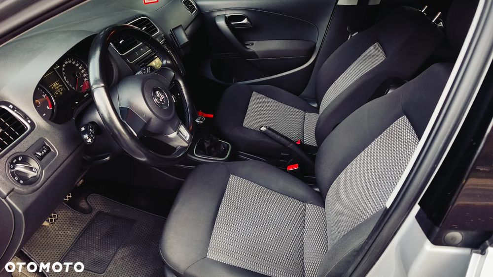 Volkswagen Polo - 12