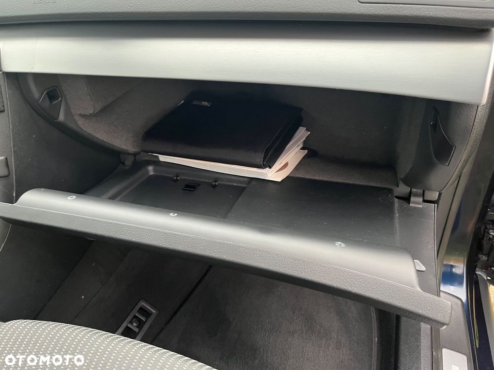 Audi A4 Avant 1.6 - 20