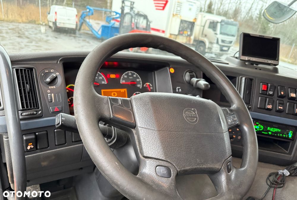 Volvo FM380 6x2 - 31