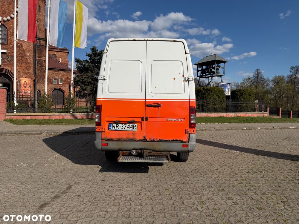 Mercedes-Benz Sprinter - 6