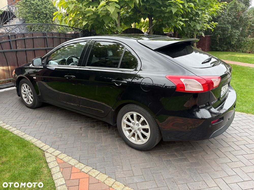Mitsubishi Lancer Sportback 1.6 ClearTec Top - 8
