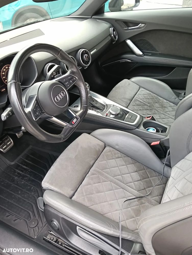 Audi TT S Coupe 2.0 TFSI Quattro S-tronic - 11