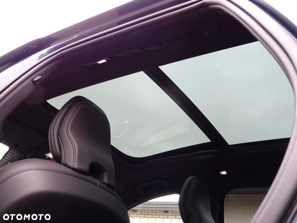 Volvo XC 60 B4 D AWD Plus Dark - 26