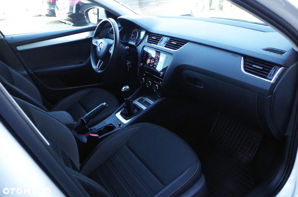 Skoda Octavia 1.6 TDI SCR Ambition - 14
