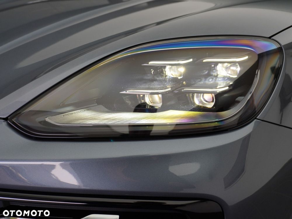 Porsche Cayenne - 10