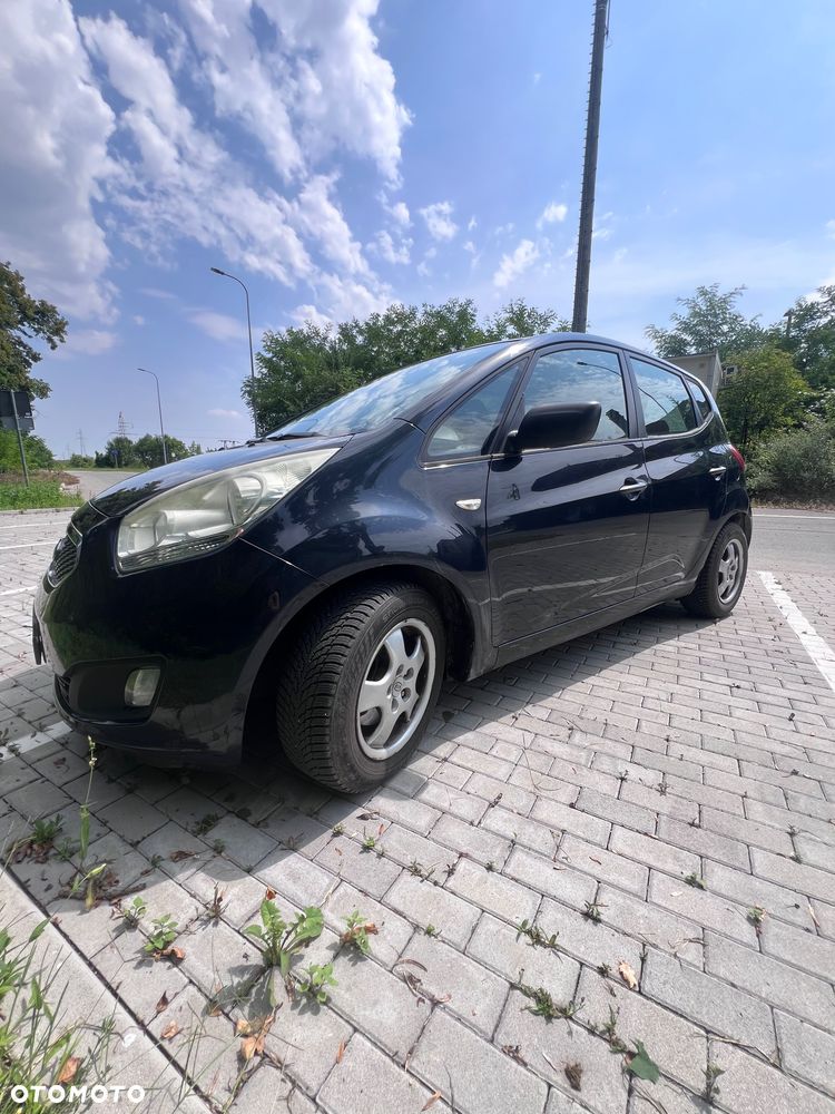 Kia Venga - 1