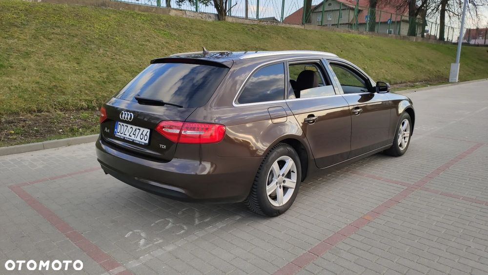 Audi A4 Avant 2.0 TDI DPF Ambition - 2