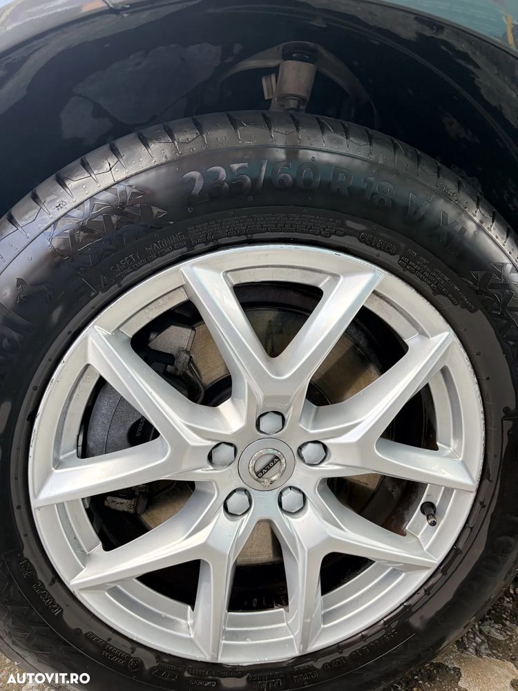 VOLVO XC60 2020 — imagine 10