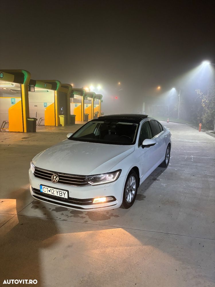 Volkswagen Passat 2.0 TDI DSG Highline - 11