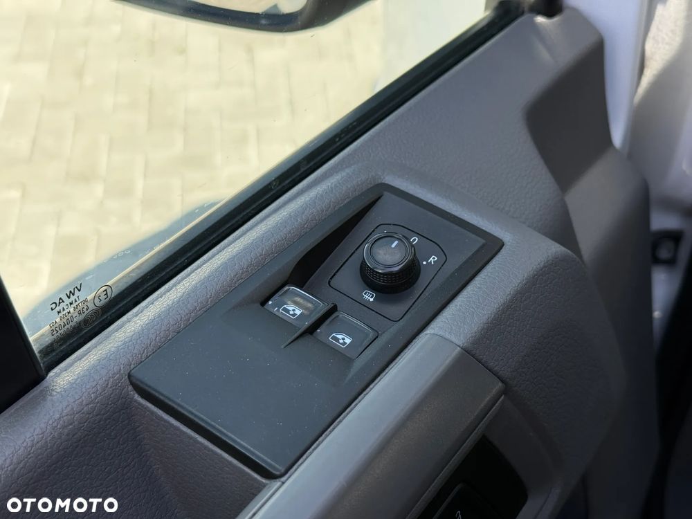 Volkswagen Crafter 4x4 4Motion / L4 H2 Maxi / Brygadówka 6-osobowy / Webasto / Klimatyzacja / HAK / Zarejestrowany w PL - 29