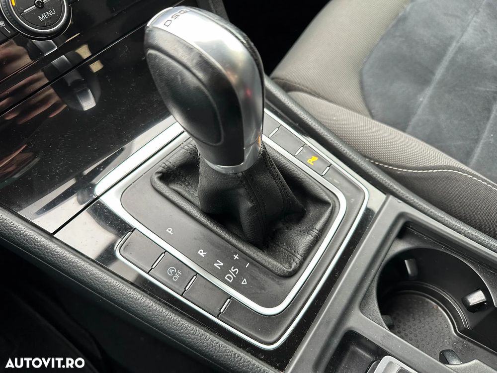 Volkswagen Golf 1.4 TSI ACT BMT DSG Highline - 17