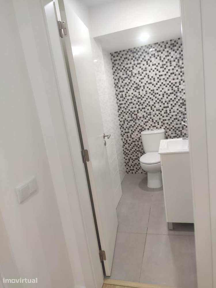 Quarto individual mobilado - Pinhal de Marrocos, Coimbra - Grande imagem: 5/12