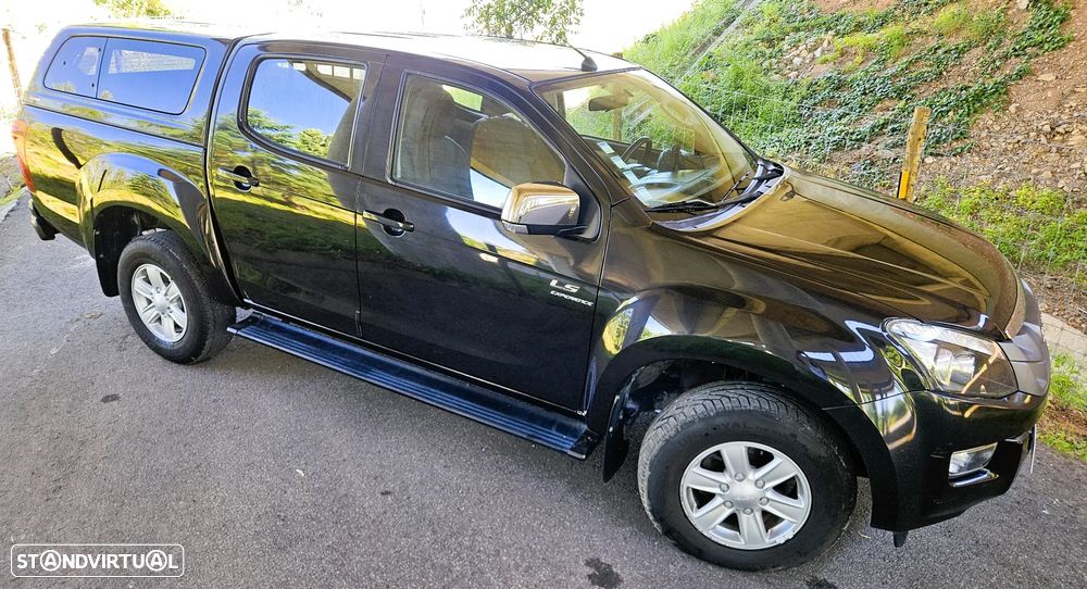 Isuzu D-Max 4x4 Cabine Dupla Custom - 6