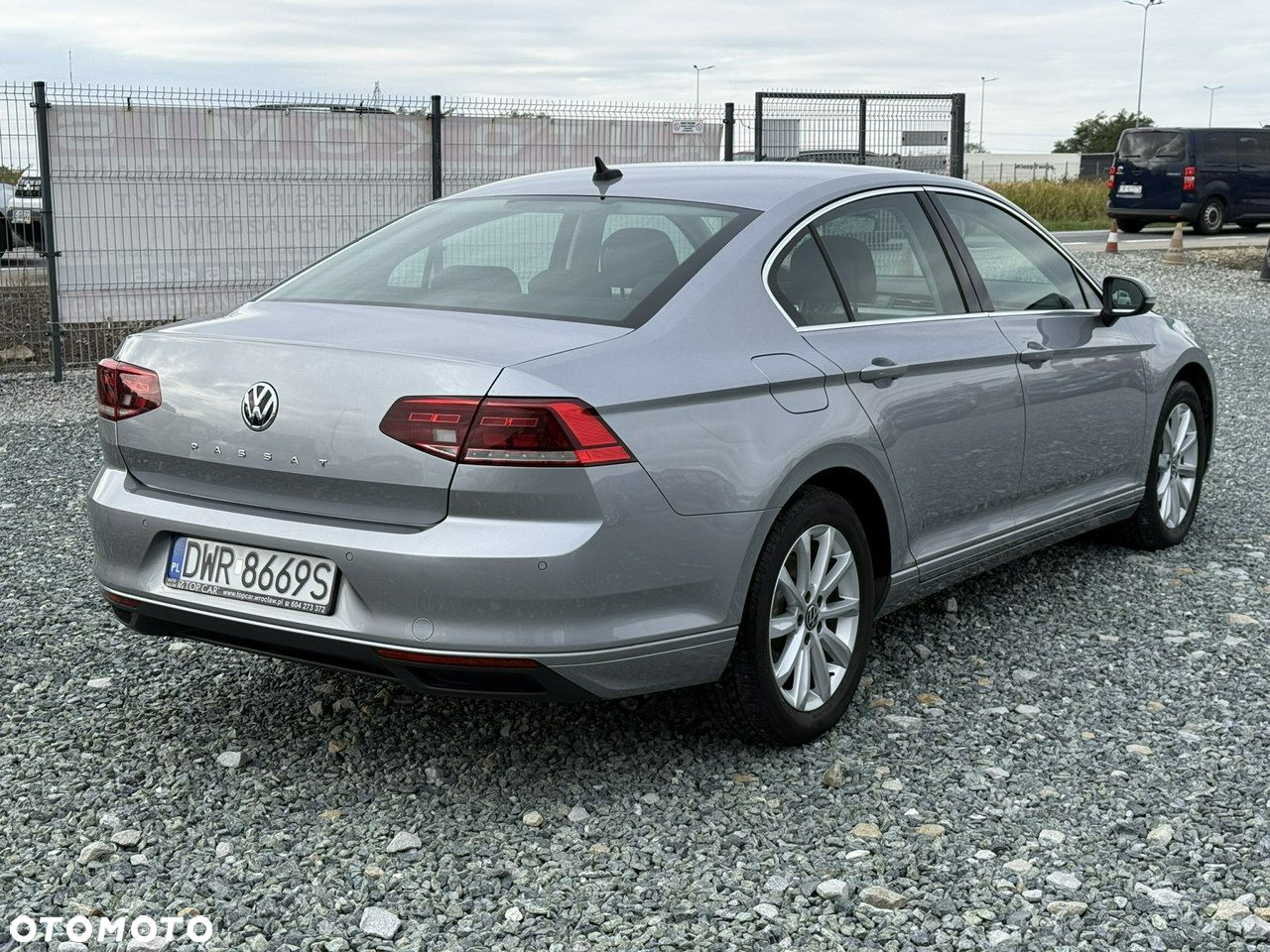 Volkswagen Passat 2.0 TDI EVO Business - 9