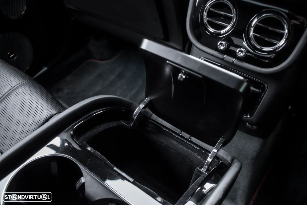 Bentley Bentayga Hybrid - 43