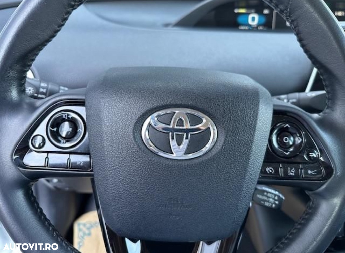 Toyota Prius Plug-in Hybrid Comfort - 15