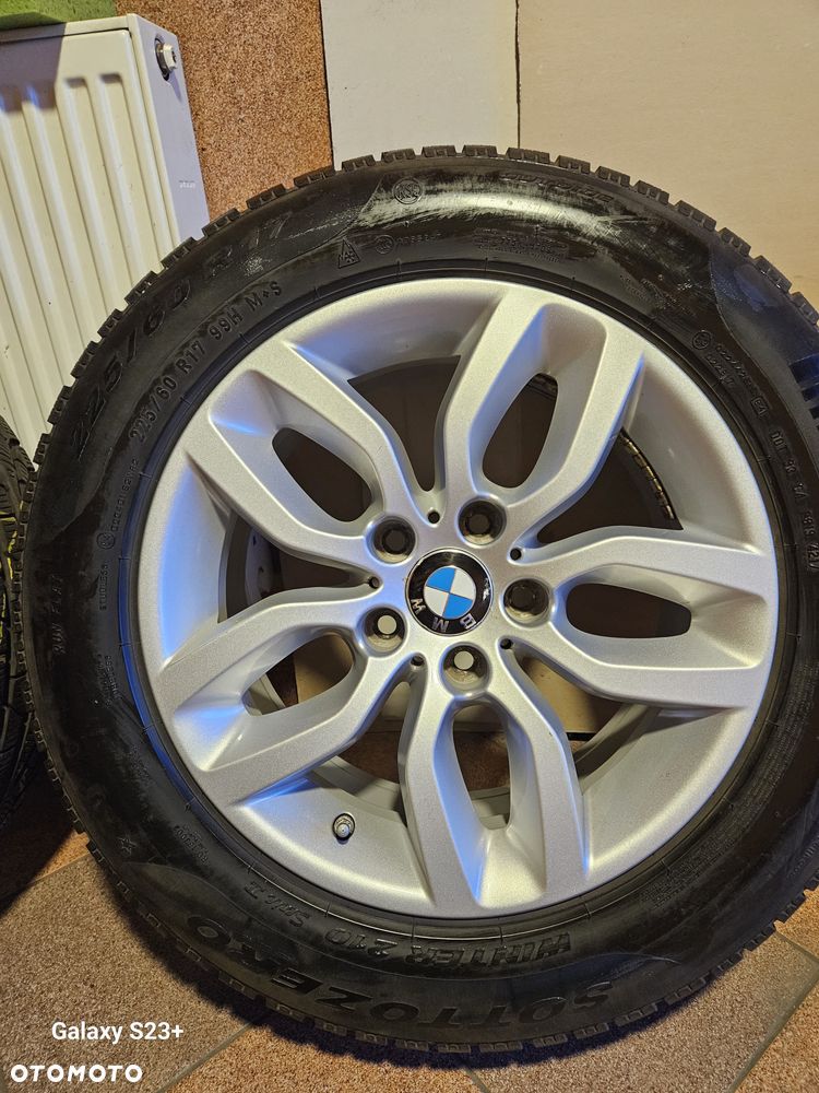 4 używane koła zimowe RunFlat Pirelli Sotozero winter 210  na obręczach aluminiowych R17, 225x60 - 17