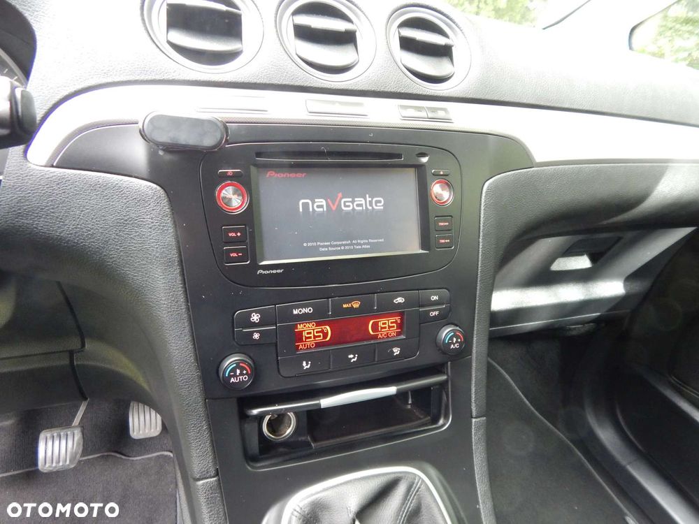 Ford Galaxy 1.6 EcoBoost Start/Stop Business Edition - 21