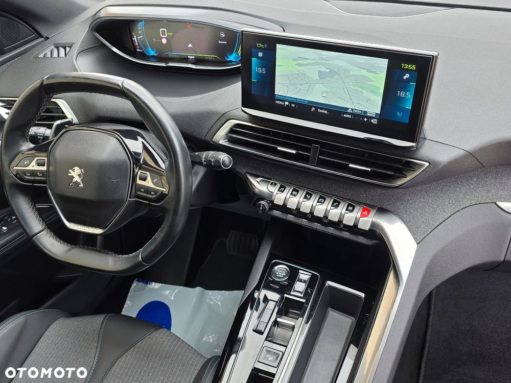 Peugeot 3008 1.6 PureTech Hybrid4 PHEV Allure S&S EAT8 - 31