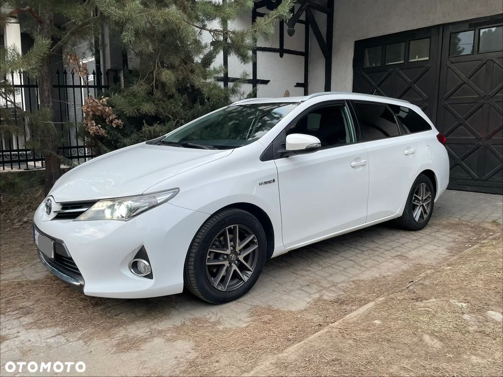 Toyota Auris - 2