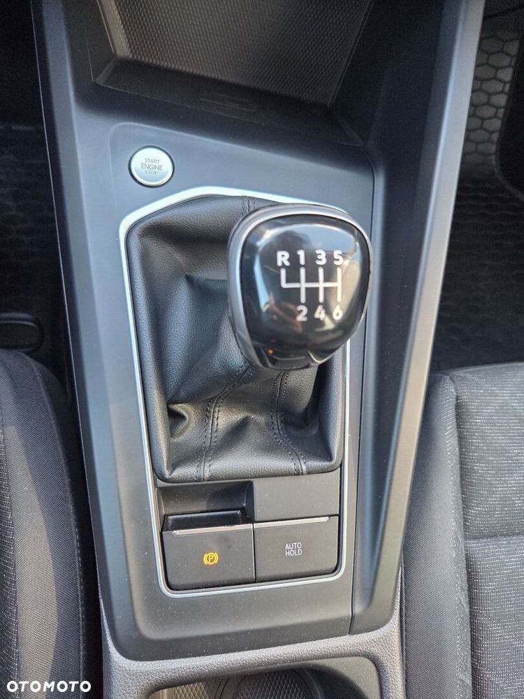 Volkswagen Golf - 13