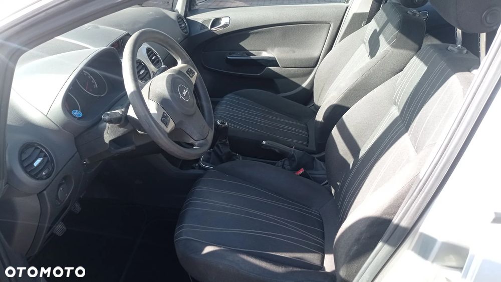 Opel Corsa 1.2 16V Enjoy - 33