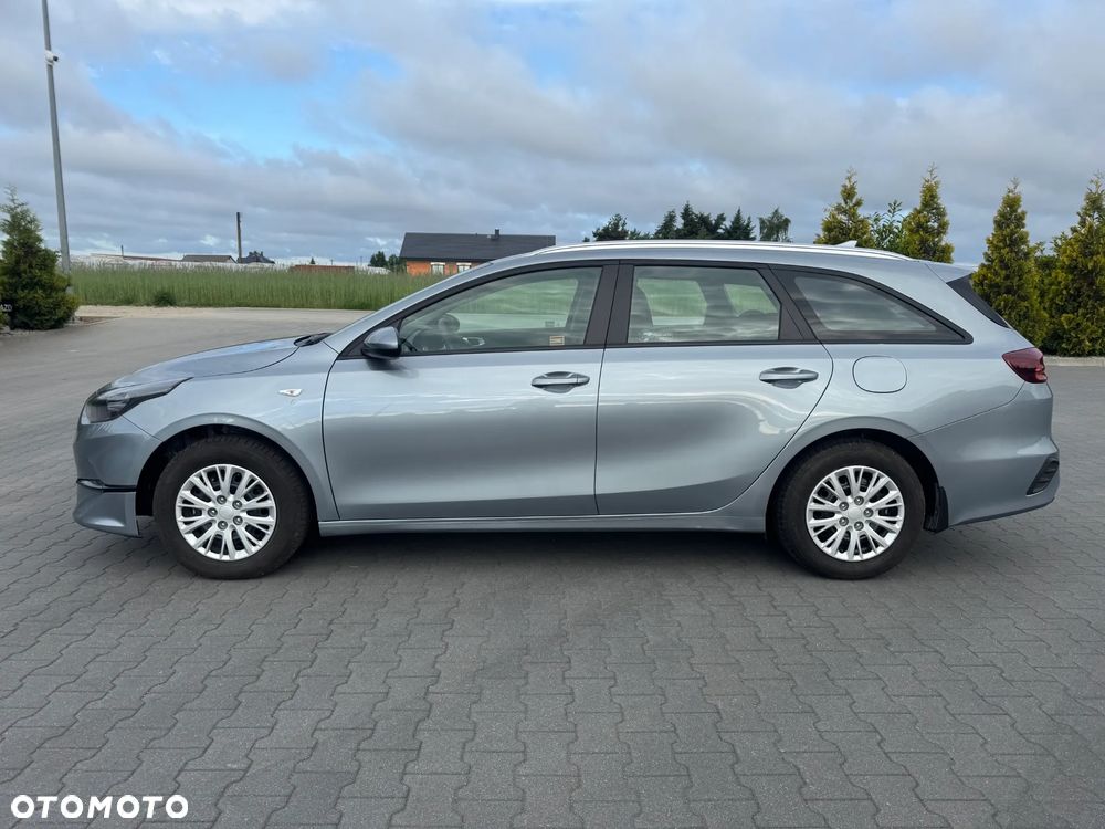 Kia Ceed 1.5 T-GDI M - 3