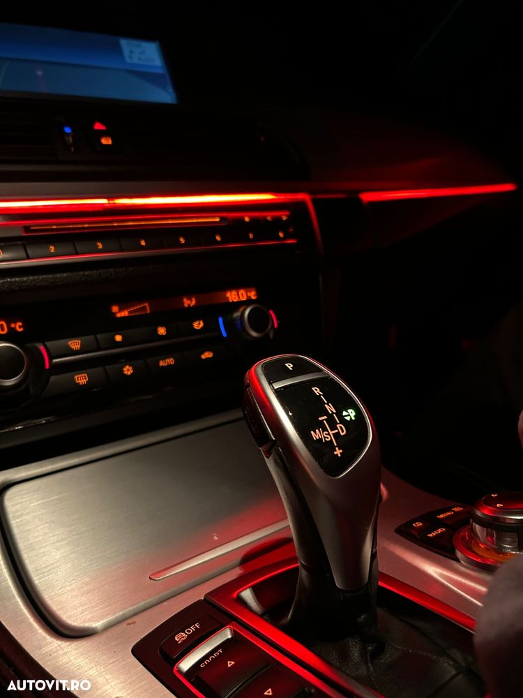 BMW Seria 5 520d - 16