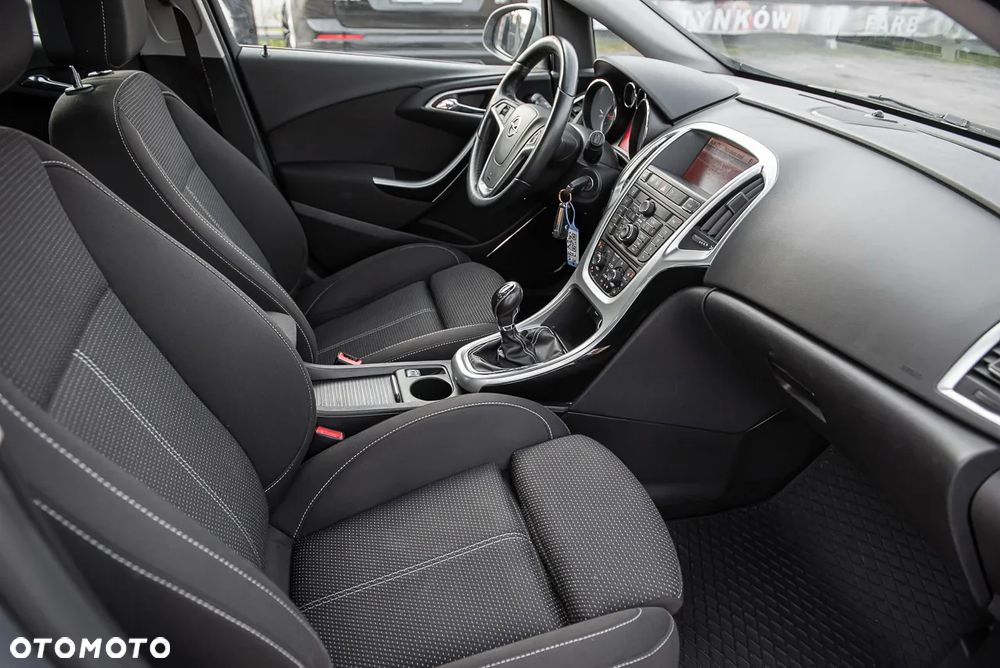 Opel Astra 1.4 Turbo Sport - 25