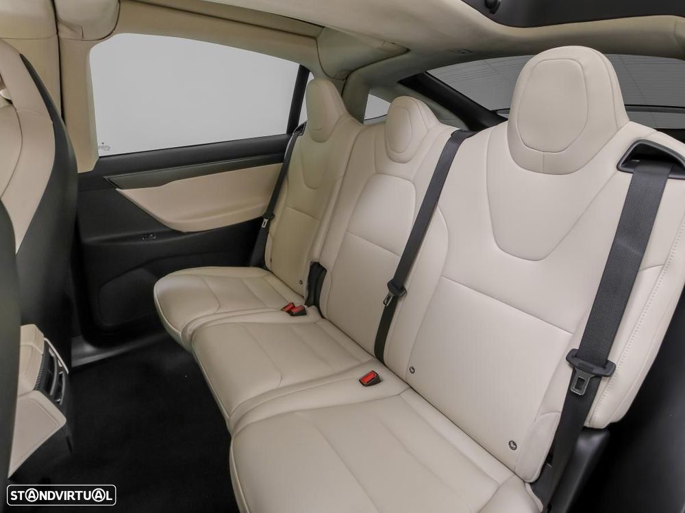 Tesla Model X 75D AWD - 12