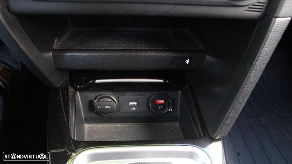 Kia XCeed 1.4 T-GDI Tech+SRF 7DCT - 37