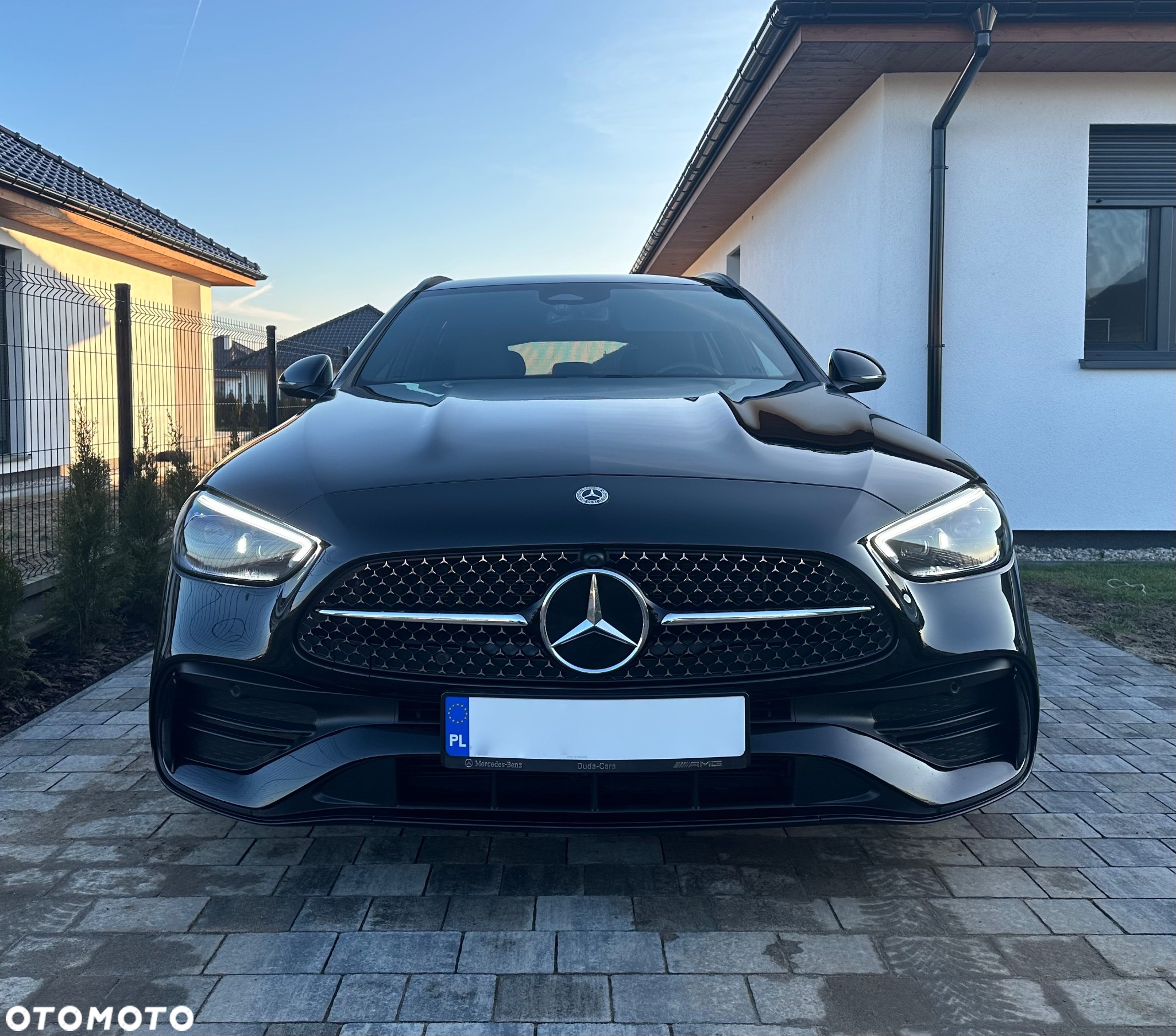 Mercedes-Benz Klasa C 220 d T 9G-TRONIC AMG Line - 3