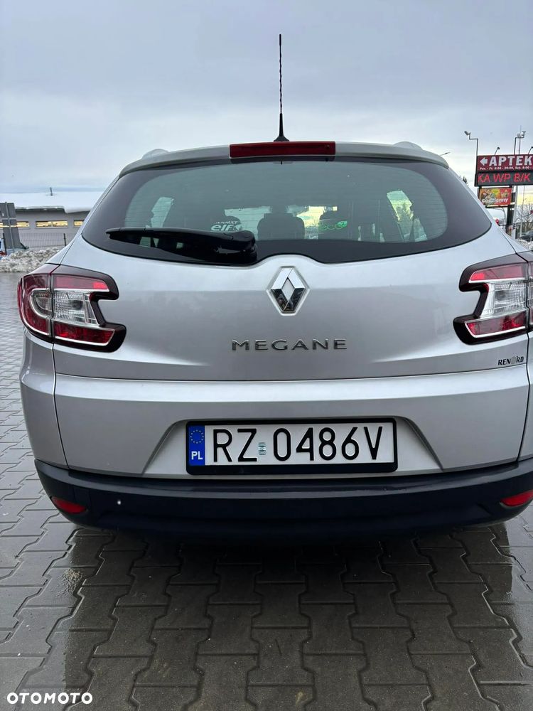 Renault Megane 1.6 16V 110 Authentique - 3