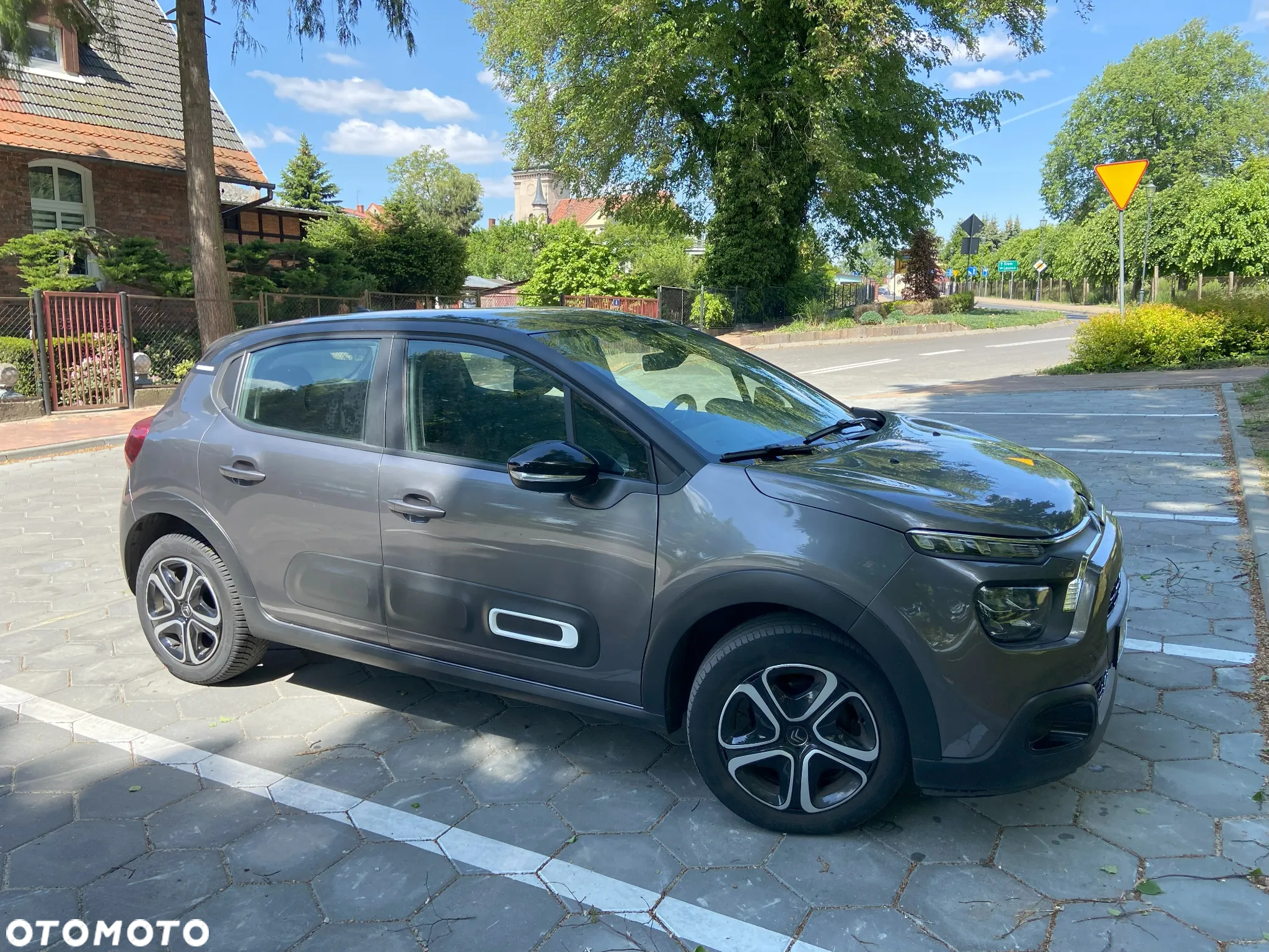 Citroën C3 Pure Tech 110 S&S SHINE - 4