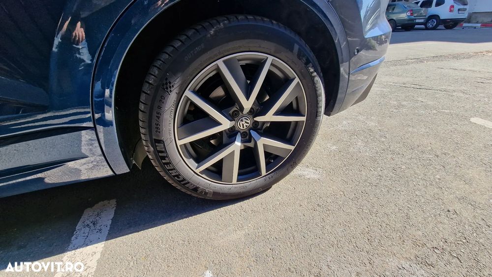 Volkswagen Touareg V6 TDI R-Style - 3