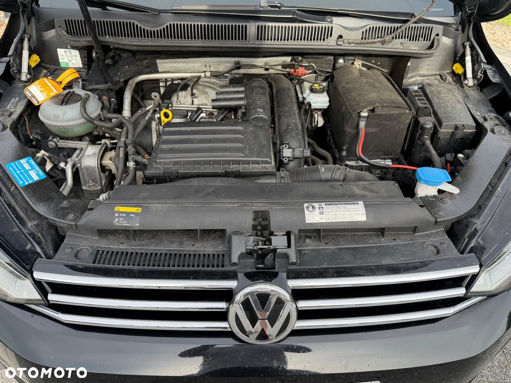 Volkswagen Touran - 37