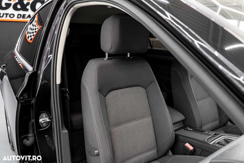 Volkswagen Passat 2.0 TDI DSG Comfortline - 14