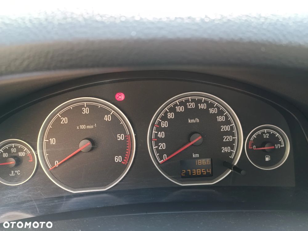 Opel Vectra 1.9 CDTI - 7