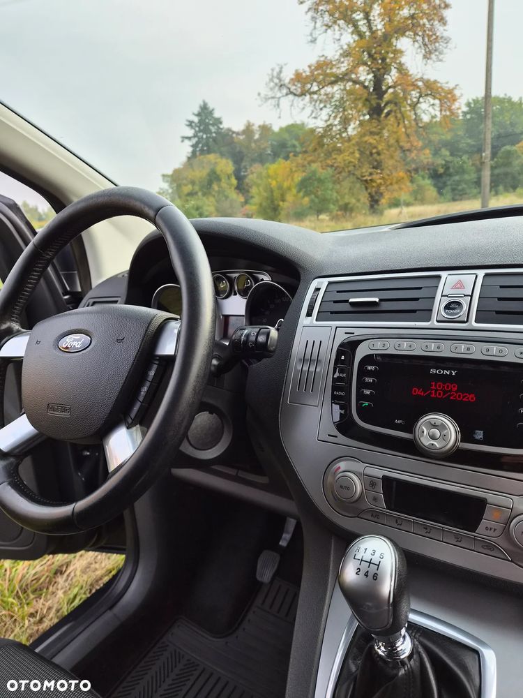 Ford Kuga - 6