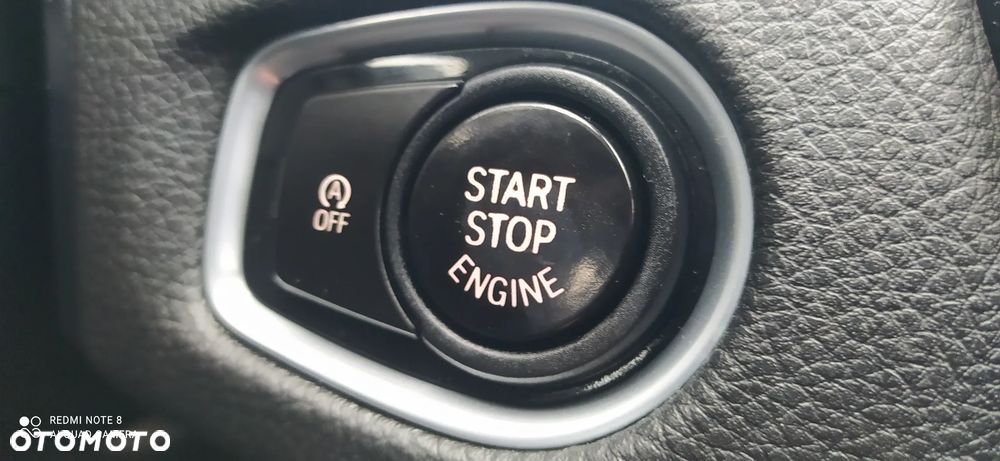 BMW Seria 2 216d - 25