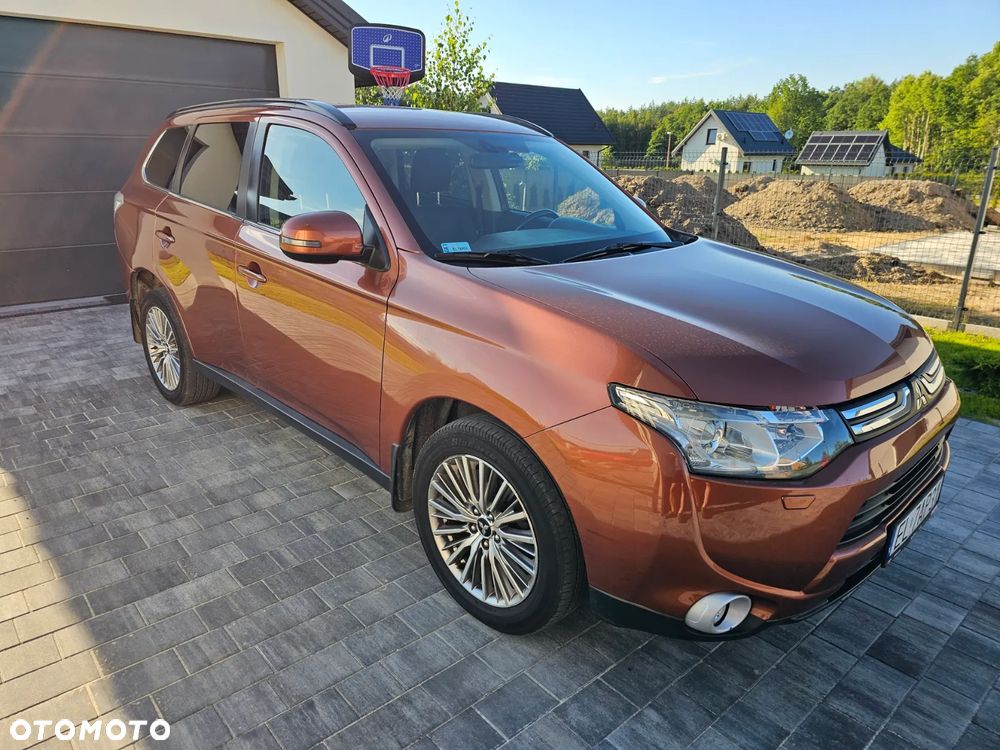 Mitsubishi Outlander 2.0 Intense + CVT - 3